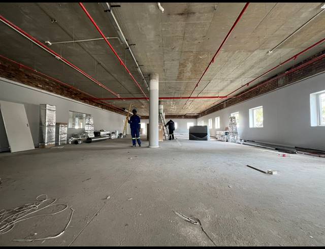 7,737M² WAREHOUSE TO LET IN SAMRAND BUSINESS PARK